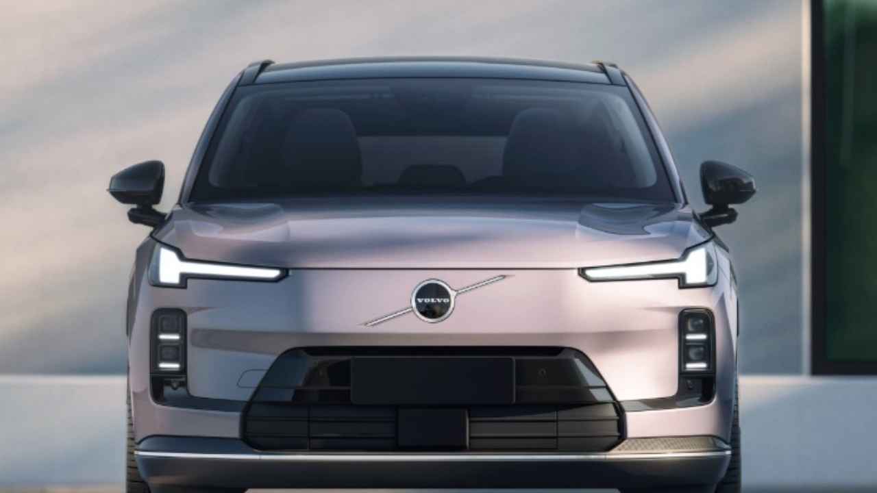 Chery Exeed Exlantix E05 A Hybrid Electric SUV with Sporty
